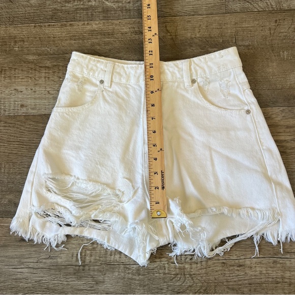 Rolla’s High Rise Duster Layla Shorts in Buttercream - Picture 8 of 10